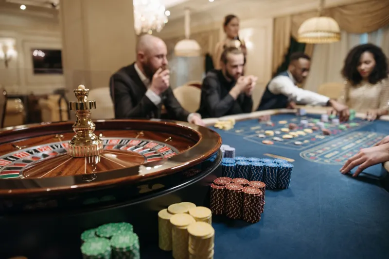 Loyalty That Actually Pays: How Asian High-Roller Programs Leave US Sportsbooks in the Dust